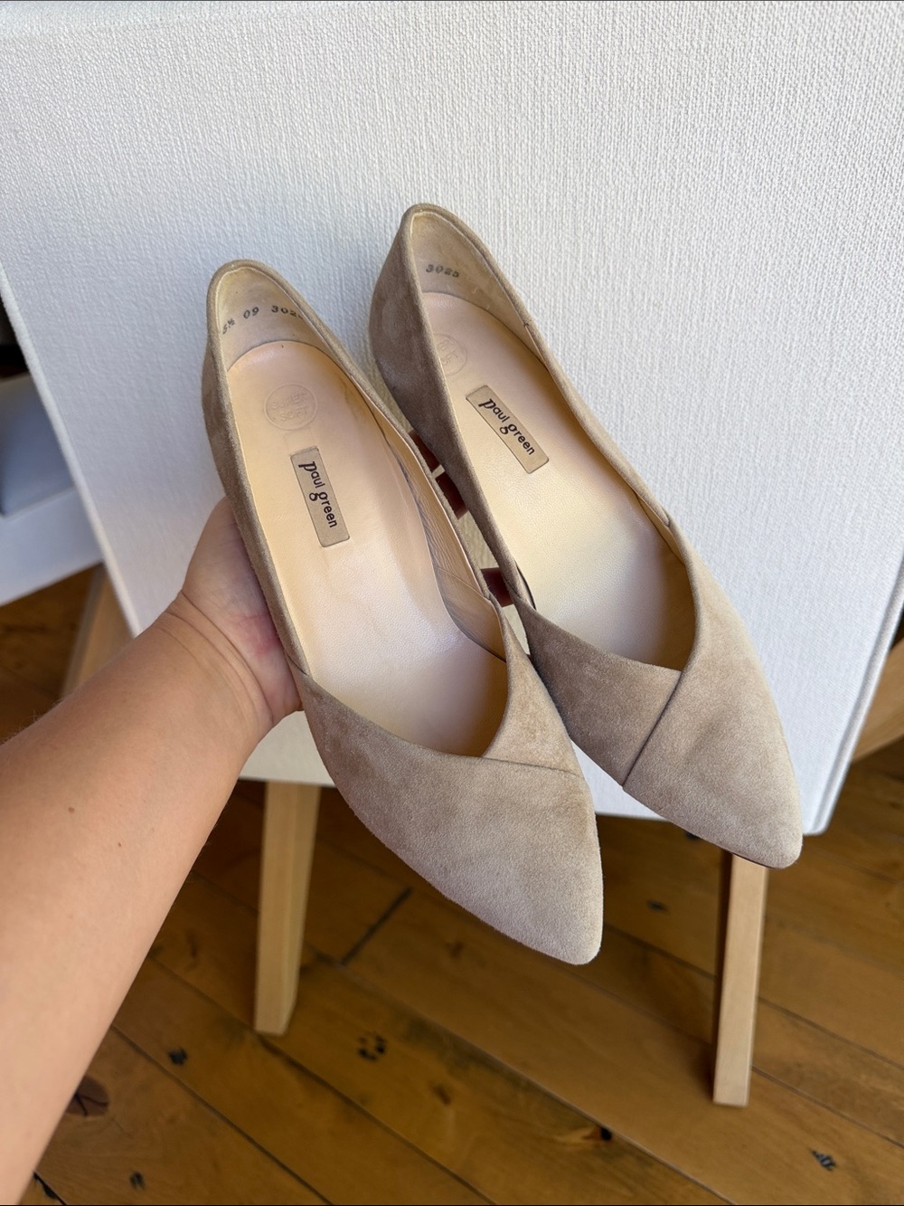 Paul Green Nude Suede Pointed-Toe Flats 5.5 or is 8
